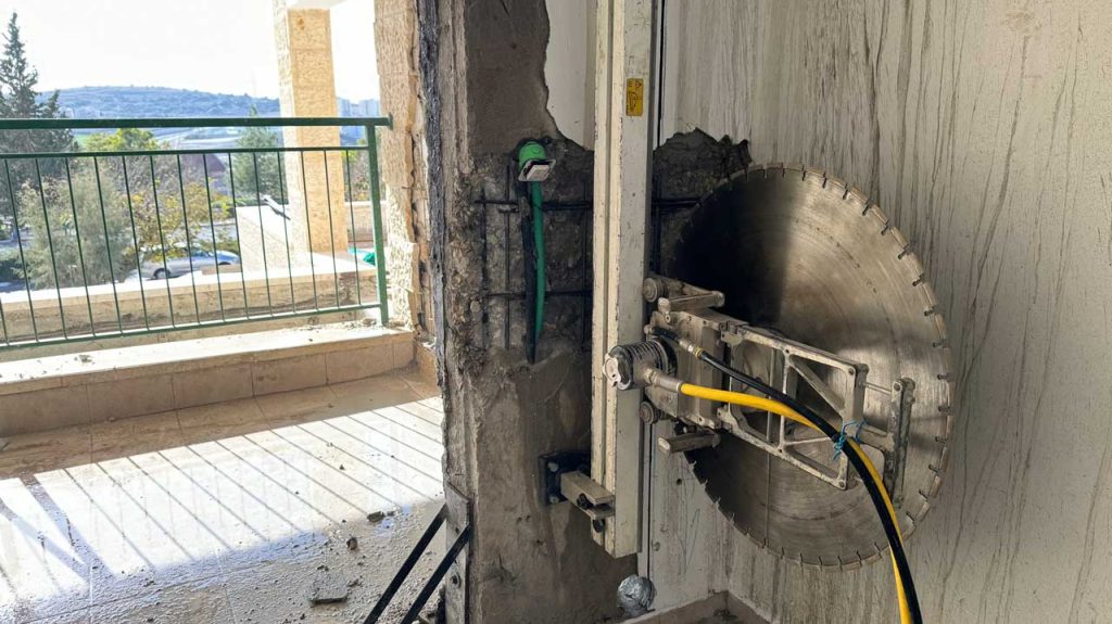 הרחבת-חלון-לויטרינה-3